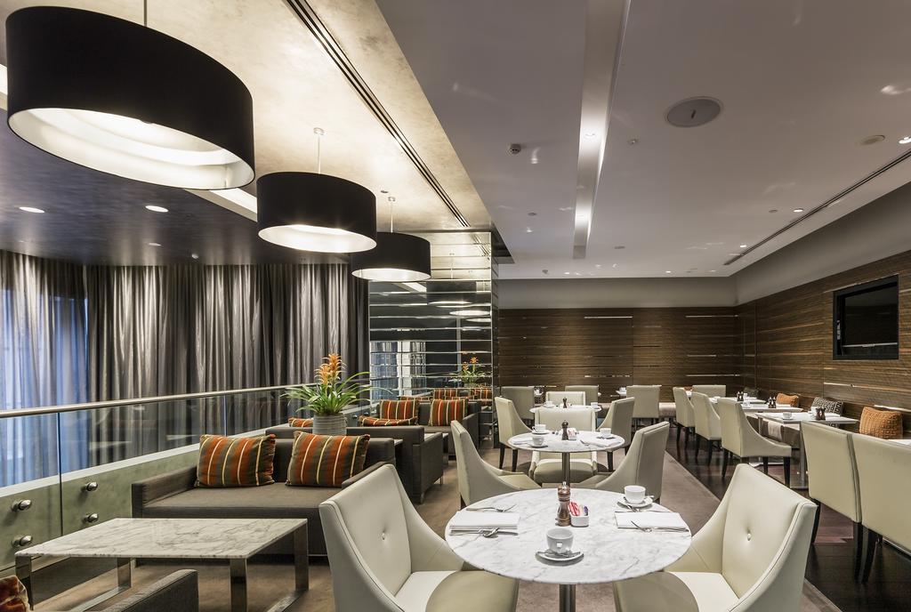 Fraser Suites Sydney Esterno foto The lounge at London Heathrow Airport