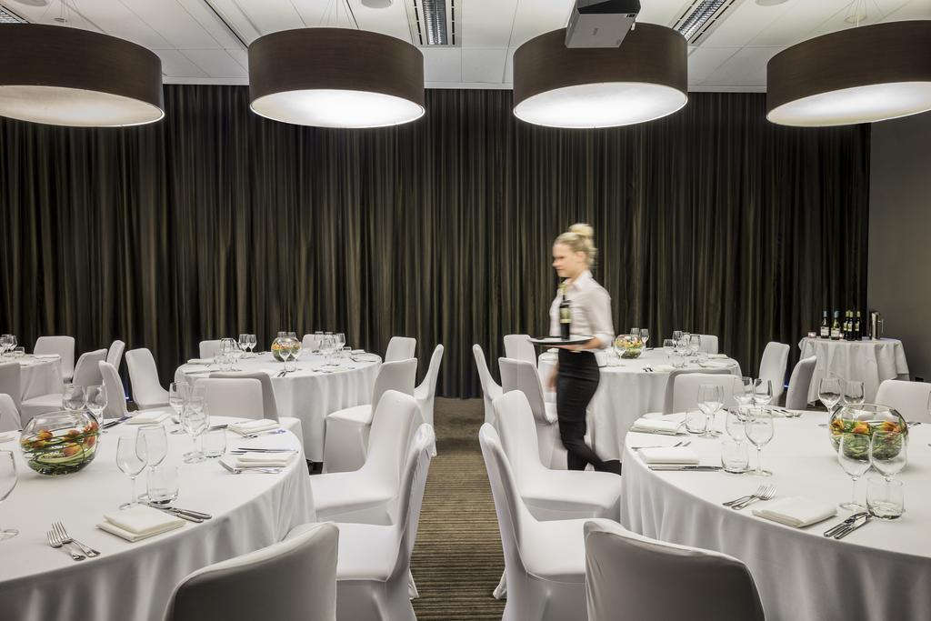 Fraser Suites Sydney Esterno foto The ballroom at the Hotel