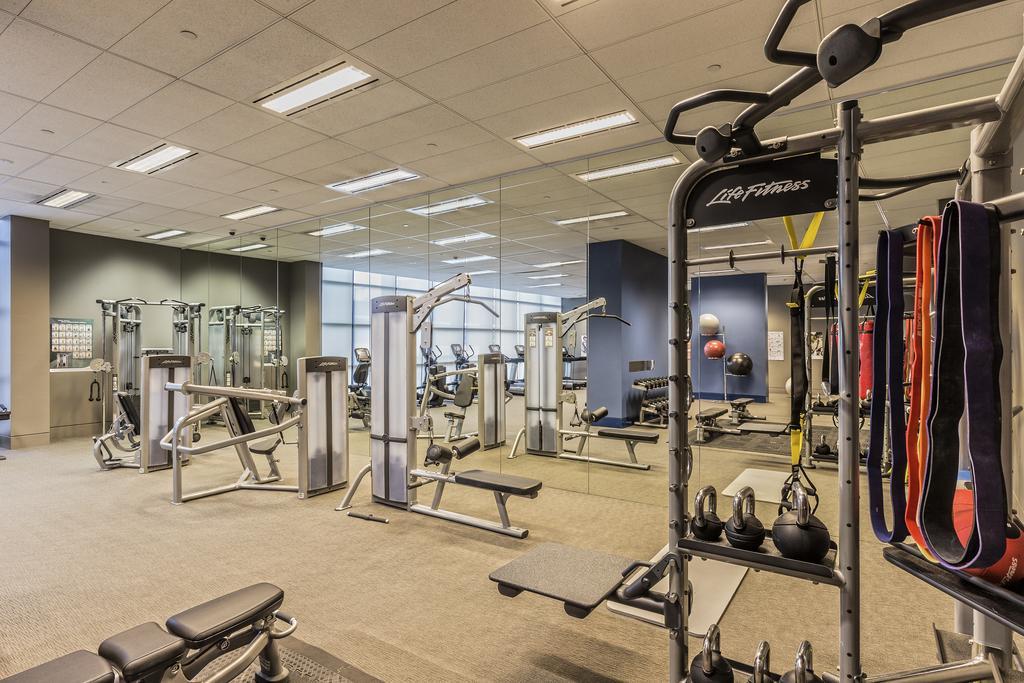 Fraser Suites Sydney Esterno foto Anytime Fitness in Sydney, Australia